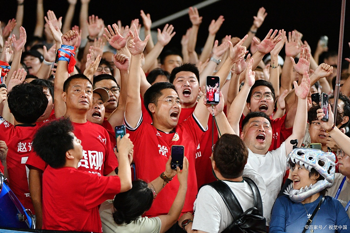 关于赛地聚焦：全明星赛集结日热度飙升，国际米兰临场应变，球迷炸锅，团队化学反应显著的信息-kaiyun.com